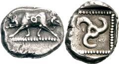 Lykien Unbestimmter Dynast (Kuprilli?) Tetrobol 470/440 v. Chr., unbestimmte Münzstätte. 2.59 g. Zwei miteinander kombinierte Eberprotomen, in der Mitte Triskeles / Triskeles in Quadratum incusum. SNG