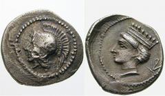 GRIECHISCHE MÜNZEN (GREEK COINS) -Lykien -Araxa 461. Diobol (?) um 400 v. Chr. Kopf der Athena / Kopf der Leto mit Zinnenkrone, im Feld Monogramm. 0.89 g. Unpubliziert und von allergrößter Seltenheit 