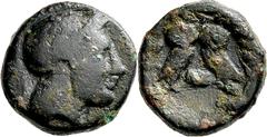 GRIECHISCHE MÜNZEN Attika Athen Bronze 322/307 v. Chr. Kopf der Athena / 2 Eulen von vorn, zwischen ihnen Kultring von Eleusis, darunter Plemochoe. HGC 1726; Kroll 45. 3.28 g.; Schwarzgrüne Patina Sel