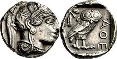 GRIECHISCHE MÜNZEN Attika Athen Tetradrachme 454/404 v. Chr. Kopf der Athena / Eule (Steinkauz) in Dreiviertelansicht, dahinter Olivenzweig und Halbmond. Svoronos, Tf. 12; HGC 1597; Starr, Tf. 22. 17.