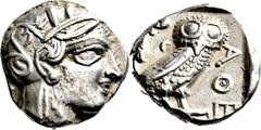 GRIECHISCHE MÜNZEN Attika Athen Tetradrachme 454/404 v. Chr. Kopf der Athena / Eule (Steinkauz) in Dreiviertelansicht, dahinter Olivenzweig und Halbmond. HGC 1597; Svoronos Tf. 17,11. 17.16 g.; Gutes 
