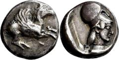GRIECHISCHE MÜNZEN Isthmos Korinth Stater 500/450 v. Chr. Pegasos nach rechts, darunter Q (hier kaum sichtbar). Rev. Kopf der Athene mit Ohrschmuck, geperlter Halskette und korinthischem Helm nach rec