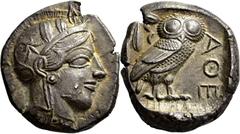 GRIECHISCHE MÜNZEN Attika Athen Tetradrachme 454/404 v. Chr. Kopf der Athena / Eule (Steinkauz), dahinter Olivenzweig und Mondsichel. 1h. Kampmann-Rutten 9 (Datierung 430er-420er v.); Kroll 8; HGC 159