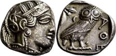 GRIECHISCHE MÜNZEN Attika Athen Tetradrachme 454/404 v. Chr. Kopf der Athena / Eule (Steinkauz), dahinter Olivenzweig und Mondsichel. 9h. Kampmann-Rutten 10 (Datierung 420er-404 v.); Kroll 8; HGC 1597
