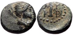 Roman Provincial *Very rare, beautifull* Lycia, Koinon of Lycia AE (Bronze, 1.32g, 10mm) Issue: Series A (late 30s/27 BC) Obv: head of Artemis with quiver, r. Rev: ΛΥ ΚΡ; quiver Reference: RPC I №: 33