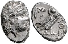 GRIECHISCHE MÜNZEN GRIECHENLAND, ATTIKA / Stadt Athen, AR Tetradrachme (380-250 v.Chr.). Kopf der Athena r. Rs.Eule mit Olivenzweig und Mondsichel im quadratum incusum. 17,03g. ss Sear 2526