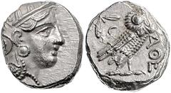 GRIECHISCHE MÜNZEN GRIECHENLAND, ATTIKA / Stadt Athen, AR Tetradrachme (380-250 v.Chr.). Kopf der Athena. Rs.Eule mit Olivenzweig und Mondsichel im quadratum incusum. 17,18g. vz/ss Sear 2526