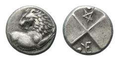 THRAKIEN/Cherronesos, AR Triobol, Sear 1602ff. AR Triobol (400-350 v.Chr.). Löwenprotom r., schaut zurück. Rs.Punkt, Stern und E in quadratum incusum. 2,29g. Gut zentriert, ss+