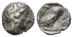 GRIECHENLAND, ATTIKA / Stadt Athen AR Tetradrachme (5. Jh.v.Chr.). Kopf der Athena. Rs.Eule mit Olivenzweig undMondsichel im quadratum incusum. Sear 2521. ss