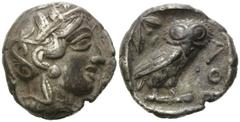 GRIECHENLAND, ATTIKA / Stadt Athen, AR Tetradrachme (5. Jh.v.Chr.). Kopf der Athena. Rs.Eule mit Olivenzweig undMondsichel im quadratum incusum. Sear 2521. ss