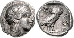GRIECHENLAND ATTIKA / Stadt Athen, AR Tetradrachme (5.Jh.v.Chr). Kopf der Athena. Rs.Eule mit Olivenzweig und Mondsichel im Quadratum Incusum. 17,19g. Sear 2521, vz.