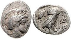 GRIECHENLAND, ATTIKA / Stadt Athen, AR Obol (449-413 v.Chr.). Athenakopf m. Helm r. Rs.Eule r. stehend, l. Olivenzweig. 0,58g. Sear 2530, BMC 11.10.99. korr., ss.