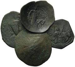 BYZANTINISCHES REICH, Constantin VII., 913-959, AE Follis, Konstantinopel. Büste von vorn. Rs.Vier Zeilen Schrift. DAZU: Manuel I., 1143-1180. Billon aspron trachy. Thron. Maria. Rs.Kaiser, i.F.*; AE 