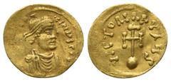 BYZANTINE COINS BYZANTINISCHES REICH, Constantin IV., 668-685, AV Semissis, Konstantinopel. Diad. Büste r. Rs.Kreuz auf Globus. 2,13g. Sear 1161 GOLD, kl.Kr.,