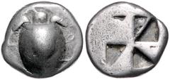 GREEK COINS GRIECHENLAND, AIGINA / Stadt Aigina, AR Drachme (680-600 v.Chr.). Seeschildkröte. Rs.Achtfachgeteiltes quadratum incusum. 5,77g. Hier wurden die ersten Münzen Europas geschlagen. Der State