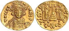 BYZANTINE COINS BYZANTINISCHES REICH, Constantin IV., 668-685, AV Solidus, CONOB =Konstantinopel. Büste mit Speer und Schild. Rs.Krückenkreuz mit 3 Stufen, l. Heraclius, r. Tiberius stehend, Off.D. 4,