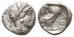 GRIECHISCHE MÜNZEN GRIECHENLAND, ATTIKA / Stadt Athen, AR Tetradrachme (430-420 v.Chr.). Kopf der Athena r. Rs.Eule r. mit Olivenzweig und Mondsichel im quadratum incusum. 17,16g. f.vz Kroll 8; HGC 4,