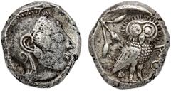 GREEK COINS ATTICA ATHEN. AR-Tetradrachme, 500/480 v. Chr.; 17,03 g. Athenakopf r. mit attischem Helm//In Incusum: Eule steht r., dahinter Olivenzweig. Seltman Gruppe M. R Knapper Schrötling, fast seh