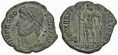 ROMAN COINS MÜNZEN DER RÖMISCHEN KAISERZEIT Procopius, 365-366. Æ-Centenionalis, Constantinopolis, 2. Offizin; 2,49 g. Drapierte Büste l. mit Perldiadem//Kaiser steht v. v. mit Labarum und Schild, dar