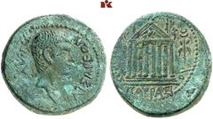 DIE SAMMLUNG DR. W. R., TEIL 7 ASIA. LYDIA. Æ, ca. 29/28-27 BC, TRALLEIS, Vedius Pollio, and magistrate Menandros, son of Parrhasios, 24 mm, 10.85 g. ΠΩΛΛIΩ[N] – KAIΣAPEΩN, bare head of Vedius Pollio 