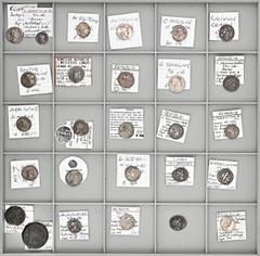 ROMAN COINS LOTS RÖMISCHER MÜNZEN Lot republikanischer Denare: Das interessante Lot enthält 24 Denare verschiedener Münzmeister, einen Quinar und zwei Broneprägungen (Crawf. 38/5; erworben 1993 bei de