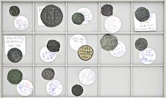 BYZANTINE COINS LOTS BYZANTINISCHER MÜNZEN Lot byzantinischer Bronzemünzen: Das Lot enthält Münzen von Iustinian I., über Phocas, Heraclius, Leo IV., Nicephorus, Michael II. und Theophilus, Theophilus