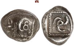 DIE SAMMLUNG DR. KAYA SAYAR, TEIL I - LYKIEN, PAMPHYLIEN UND KILIKIEN LYCIA. Prä- und protodynastische Prägungen. Ekuwemi AR-Stater, 480/460 v. Chr., unbestimmte Münzstätte; 8,96 g. Eberprotome l., au