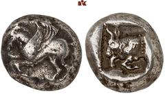 DIE SAMMLUNG DR. KAYA SAYAR, TEIL I - LYKIEN, PAMPHYLIEN UND KILIKIEN LYCIA. Prä- und protodynastische Prägungen. Unbestimmter Dynast AR-Stater, um 480 v. Chr., unbestimmte Münzstätte; 9,26 g. Pegasos