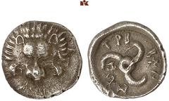 DIE SAMMLUNG DR. KAYA SAYAR, TEIL I - LYKIEN, PAMPHYLIEN UND KILIKIEN LYCIA. Dynastische Prägungen. Trbbenimi AR-Obol, um 390/370 v. Chr., Zagaba; 0,67 g. Löwenmaske v. v.//In rundem Incusum: Triskeli