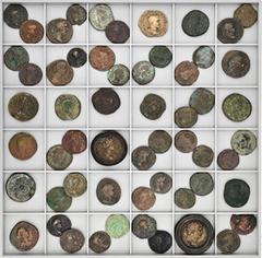 ROMAN COINS LOTS RÖMISCHER MÜNZEN Lot kaiserzeitlicher Bronzeprägungen: Das interessante Lot enthält 18 Sesterze, sowie Dupondii und Asses des 1. und 3. Jahrhunderts. Es finden sich Münzen verschieden