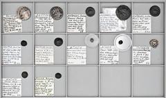 GREEK COINS LOTS GRIECHISCHER MÜNZEN Kleines Lot griechischer Münzen: Enthalten sind zwölf griechische Silber- und Bronzemünzen, darunter zwei ptolemaische Tetradrachmen von Ptolemaios II. und XII. (S