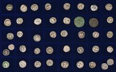ROMAN COINS LOTS RÖMISCHER MÜNZEN Lot überwiegend römischer Münzen: Das Lot enthält mehrheitlich kaiserzeitliche Denare (60 Stück), von denen besonders Prägungen des Augustus (auch mit Caius und Luciu