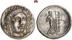 Druckrey Collection: GREEK COINS CARIA Pixodaros, 340-334 v. Chr. Satrap. AR-Didrachme, Halikarnassos; 6.99 g. Apollokopf fast v. v. mit Lorbeerkranz//Zeus Labraundos steht r. mit Doppelaxt und Zepter