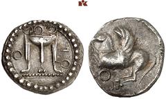 GREEK COINS BRUTTIUM KROTON. AR-Triobol, 525/425 v. Chr.; 1.25 g. Dreifuß//Pegasos fliegt l. SNG ANS -, vergl. 323 ff; SNG München -; Rutter, Historia Numorum 2127. Min. Prägeschwäche, vorzüglich Exem