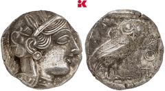 GRIECHISCHE MÜNZEN ATTICA ATHEN. AR-Tetradrachme, um 420/405 v. Chr.; 17,20 g Athenakopf r. mit attischem Helm//In Incusum: Eule r., dahinter Olivenzweig und Mondsichel. Flament Gruppe III; Hoover 159