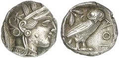 MÜNZEN AUS DER WELT DER ANTIKE GRIECHISCHE MÜNZEN ATTICA ATHEN AR-Tetradrachme, um 420/405 v. Chr.; 17,16 g. Athenakopf r. mit attischem Helm//In Incusum: Eule r., dahinter Olivenzweig und Mondsichel.