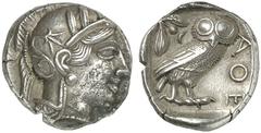 MÜNZEN AUS DER WELT DER ANTIKE GRIECHISCHE MÜNZEN ATTICA ATHEN AR-Tetradrachme, um 420/405 v. Chr.; 16,77 g. Athenakopf r. mit attischem Helm//In Incusum: Eule r., dahinter Olivenzweig und Mondsichel.