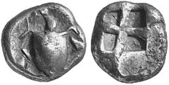 GRIECHISCHE MÜNZEN AEGINA AEGINA. AR-Stater, 500/480 v. Chr.; 12.06 g. Seeschildkröte//Viergeteiltes Quadratum Incusum. BMC -; SNG Delepierre -, vergl. 1716. Sehr schön Die Rückseite des Stückes ist g