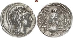 GRIECHISCHE MÜNZEN ATTICA ATHEN AR-Tetradrachme, Pyanopsion (= Oktober/November) 113 v. Chr.; 16,62 g. Athenakopf r. mit atti­schem Helm//Im Kranz: Eule auf Amphore mit Δ v. v., r. Triptolemos im Schl