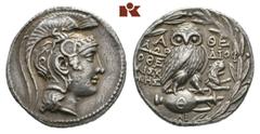 GRIECHISCHE MÜNZEN ATTICA ATHEN. AR-Tetradrachme, Anthesterion (= Februar/März) 131 v. Chr.; 16,69 g. Athenakopf r. mit attischem Helm//In Kranz: Eule auf Amphore v. v., r. Löwenprotome. Thompson 389 