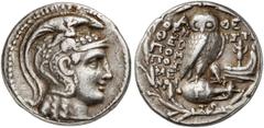 GRIECHISCHE MÜNZEN ATTICA. ATHEN. AR-Tetradrachme, Boedromion (= September/Oktober) 117 v. Chr.; 16,69 g. Athenakopf r. mit attischem Helm//In Kranz: Eule auf Amphore mit Γ v. v., r. Trophäe auf Prora