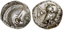GRIECHISCHE MÜNZEN ATTICA. ATHEN. AR-Tetradrachme, 500/480 v. Chr.; 16,71 g. Athenakopf r. mit attischem Helm//In Incusum: Eule steht r., dahinter Olivenzweig. Seltman Gruppe Gi, 198 b (dies Exemplar)