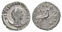 RÖMISCHE MÜNZEN (ROMAN COINS) MÜNZEN DER RÖMISCHEN KAISERZEIT Valerianus, 253-260 für Diva Mariniana. AR-Antoninian, Viminacium; 2.56 g. Drapierte Büste r. mit Schleier auf Mondsichel//Pfau fliegt r. 