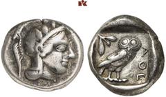 GRIECHISCHE MÜNZEN ATTICA. ATHEN. AR-Drachme, um 454/404 v. Chr.; 4,21 g. Athenakopf r. mit attischem Helm//In Incusum: Eule r., dahinter Olivenzweig. SNG München 60 ff. Feine Tönung, sehr schön Exemp
