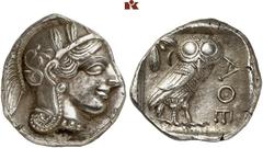 GRIECHISCHE MÜNZEN ATTICA. ATHEN. AR-Tetradrachme, um 440/420 v. Chr.; 17,13 g. Athenakopf r. mit attischem Helm//In Incusum: Eule r., dahinter Olivenzweig und Mondsichel. Flament Gruppe II. Kl. Druck