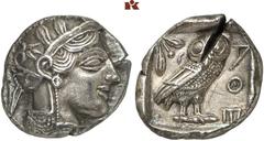 GRIECHISCHE MÜNZEN ATTICA. ATHEN. AR-Tetradrachme, um 440/420 v. Chr.; 15,98 g. Athenakopf r. mit attischem Helm//In Incusum: Eule r., dahinter Olivenzweig und Mondsichel. Flament Gruppe II. Prüfeinhi