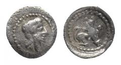 GRIECHISCHE MÜNZEN LYCIA TLOS. Õ-Hemiobol, um 400/360 v. Chr.; 0,3 g. Unbärtiger Kopf r. mit persischer Tiara//In rundem Incusum: Löwe sitzt r. Müseler -, vergl. VII, 16-17 (Revers); Winzer 11.2 (dies