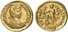 RÖMISCHE MÜNZEN (ROMAN COINS) MÜNZEN DER RÖMISCHEN KAISERZEIT Valentinianus III., 425-455. AV-Solidus, 426/430, Ravenna; 4.47 g. Drapierte Büste r. mit Rosettendiadem//Kaiser steht v. v. mit Langkreuz