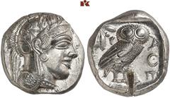 DIE SAMMLUNG DR. W. R., TEIL 3 ATTICA. ATHEN. AR-Tetradrachme; 17,18 g. Athenakopf r. mit attischem Helm//In Incusum: Eule r., dahinter Olivenzweig. Flament zu Gruppe II; es handelt sich höchstwahrsch