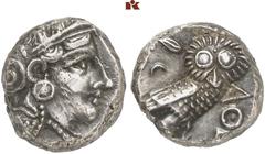 GRIECHISCHE MÜNZEN ATTICA. ATHEN. AR-Tetradrachme, um 350/295 v. Chr.; 17,20 g. Athenakopf r. mit attischem Helm//Eule r., dahinter Olivenzweig und Mondsichel. Flament S. 125 ff., Gruppe Pi. Herrliche
